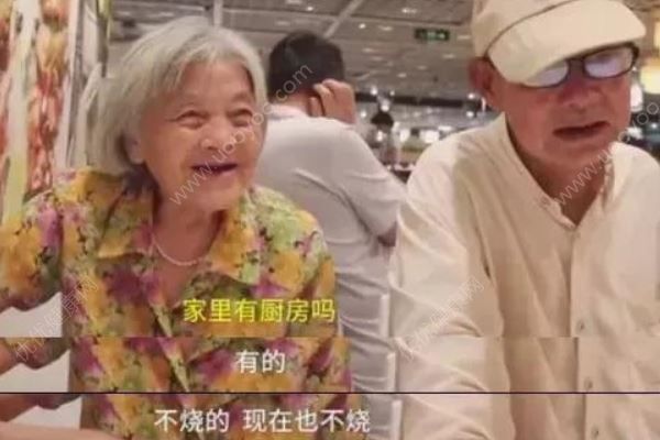 夫妇结婚59年不做饭日花100下馆子：煤气表显示0度(3)
