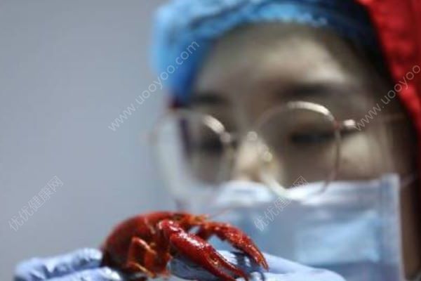 60万年薪急招品虾师，每天需吃完两斤小龙虾(2)
